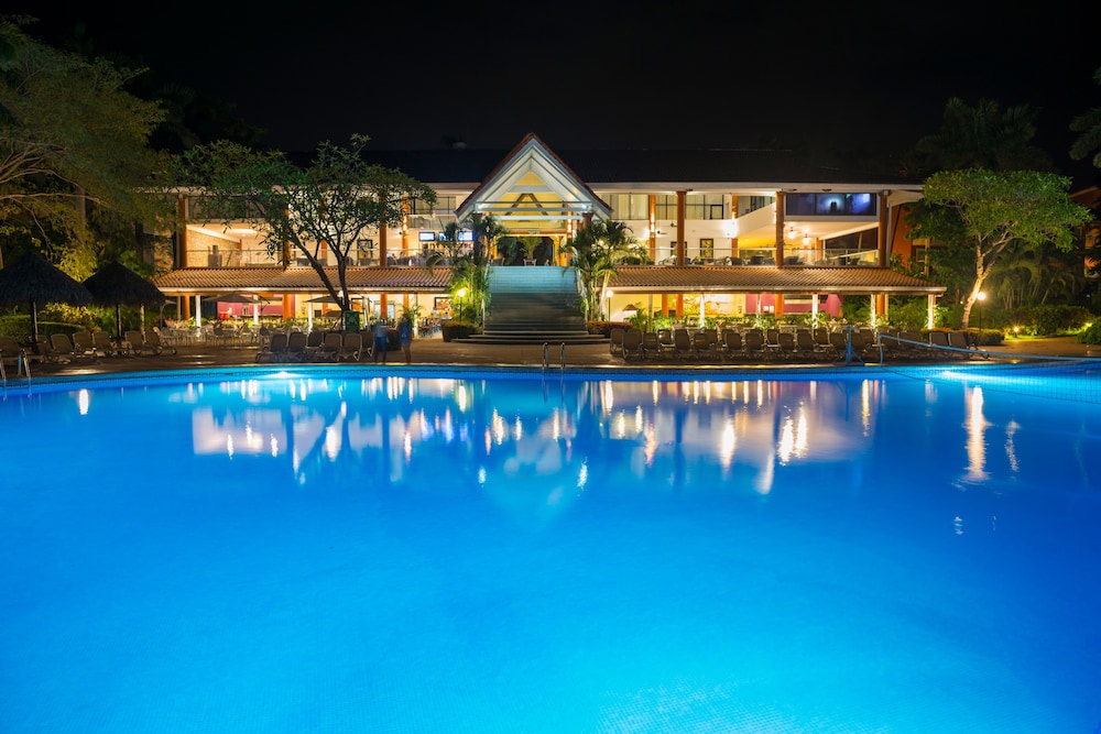 Occidental Tamarindo 2/50