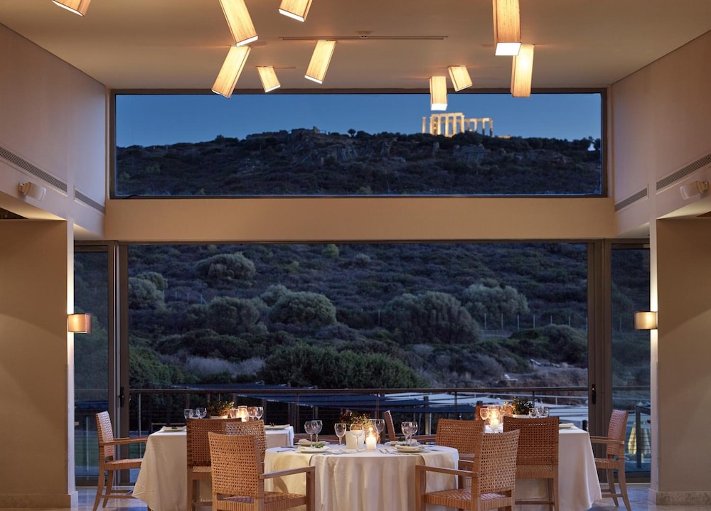 Aegeon Beach Hotel 5/50