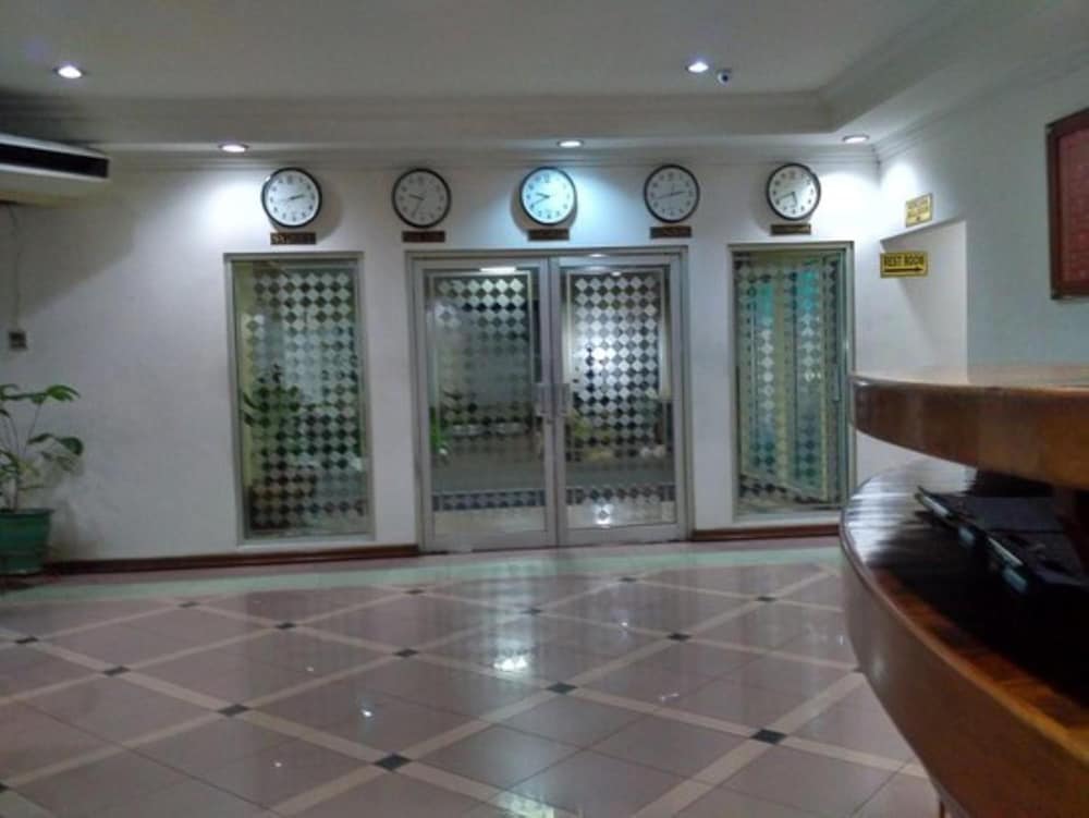 Puri Jaya Hotel (ex NIDA Rooms Cempaka Senen Market) 28/41