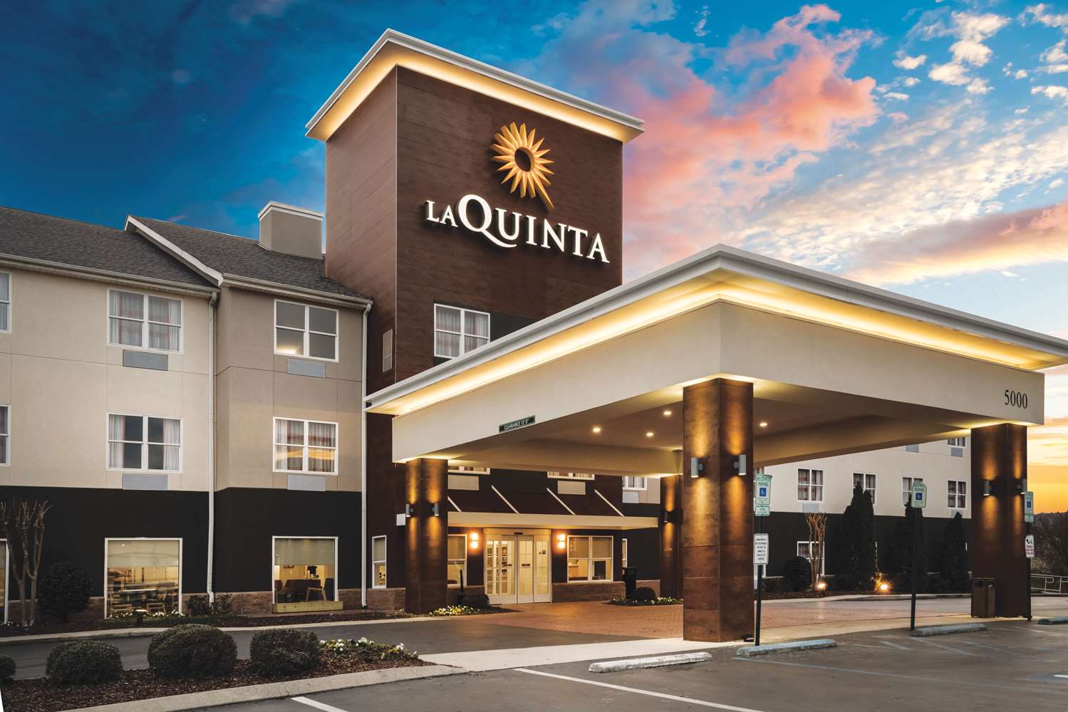 La Quinta Inn And Suites By Wyndham Chattanooga North Hixson 1/16