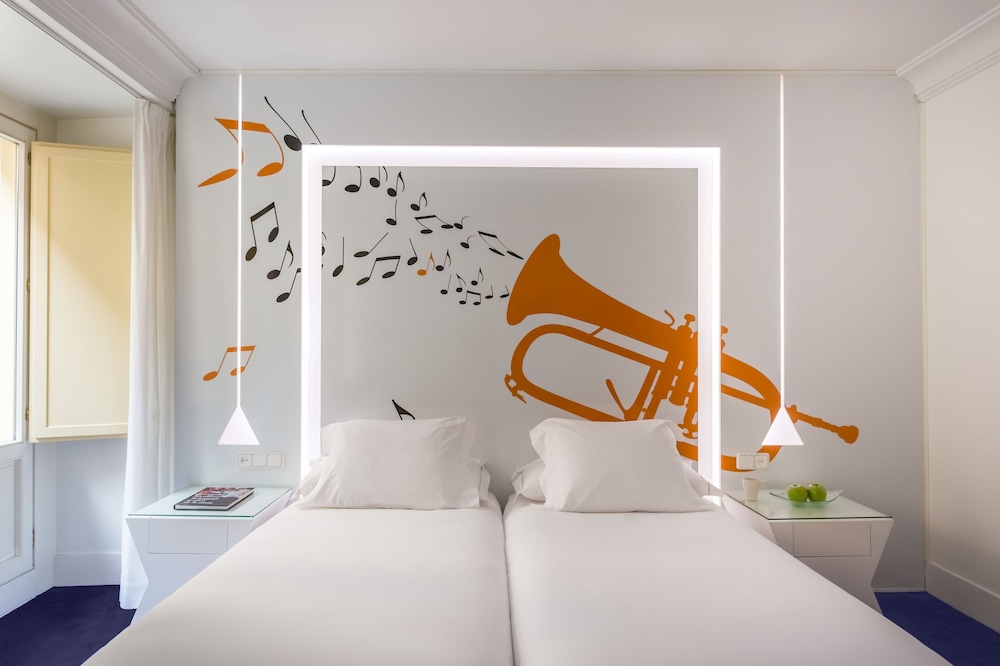 Room Mate Mario 20/69