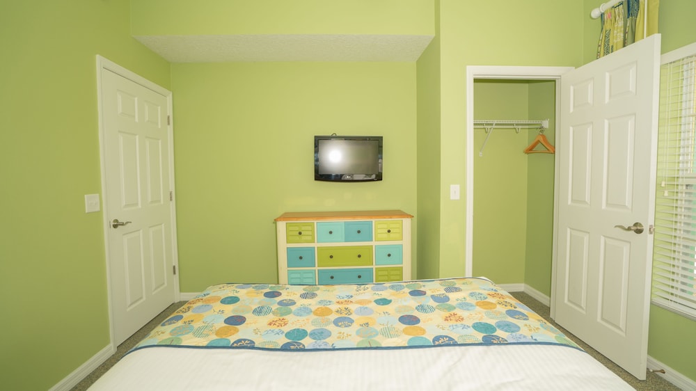 Barefoot Suites 21/69