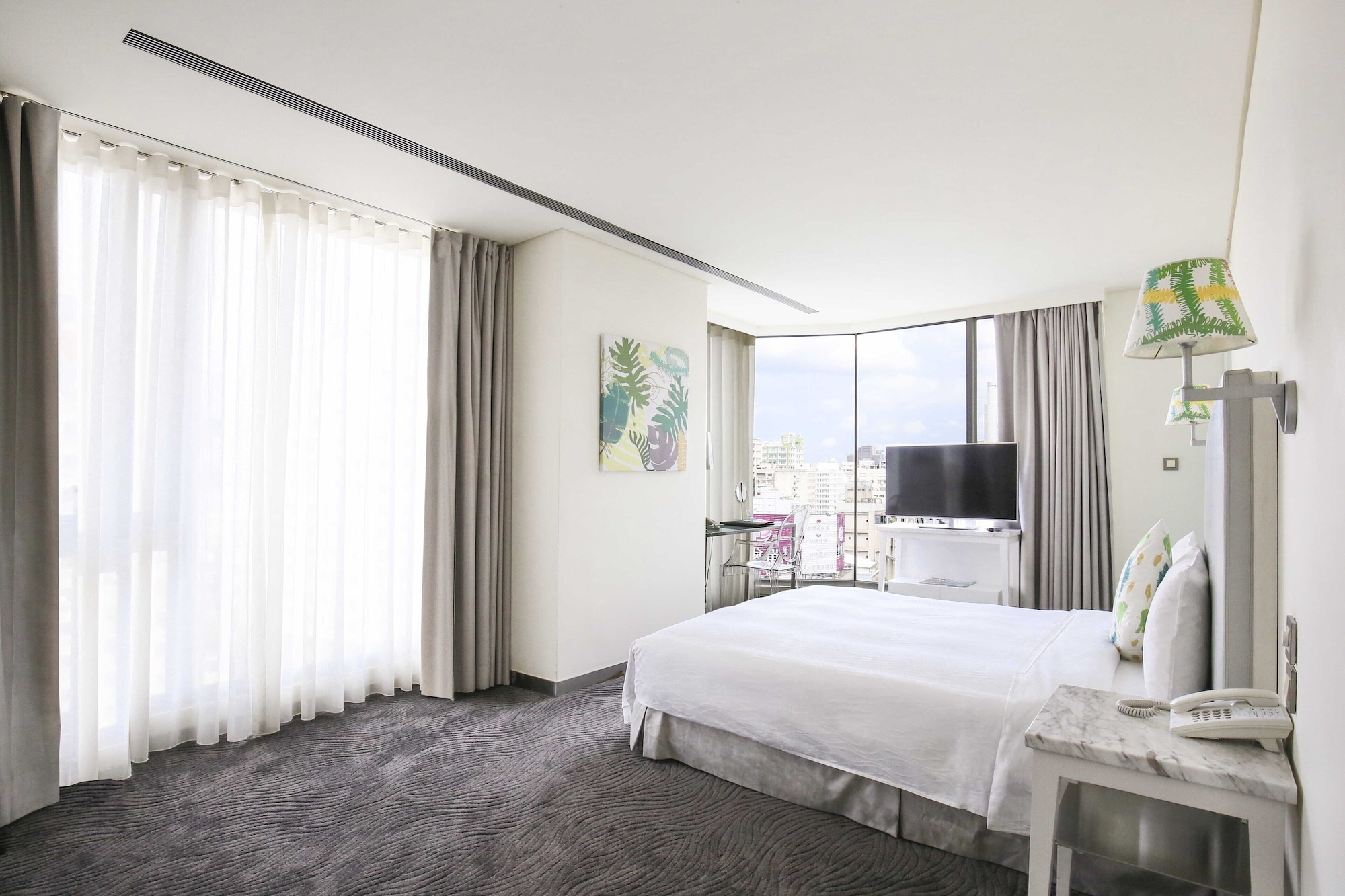 غرفة ركنية بسرير كوين، Ambience Hotel 3/10
