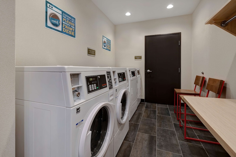 Home2 Suites By Hilton Dekalb 44/56