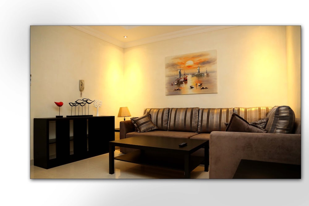Loren Suites Al Salamah 26/50