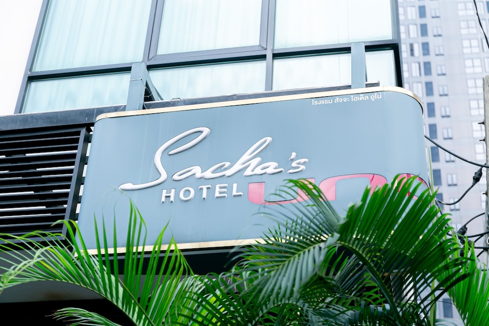 Sacha Hotel Uno 2/50