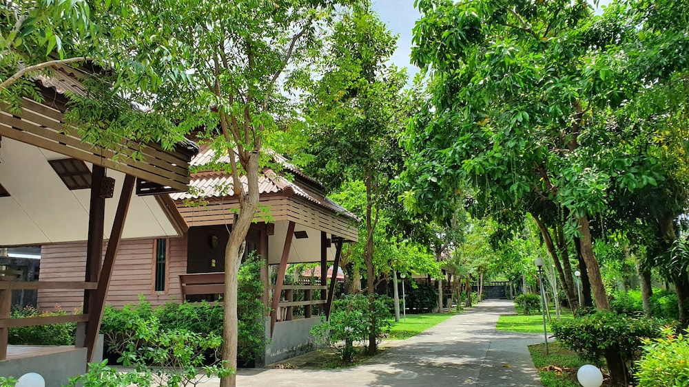 Ruen Purksa Resort 37/43