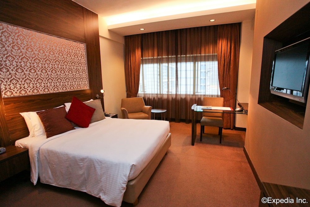 Hotel Grand Pacific 40/70
