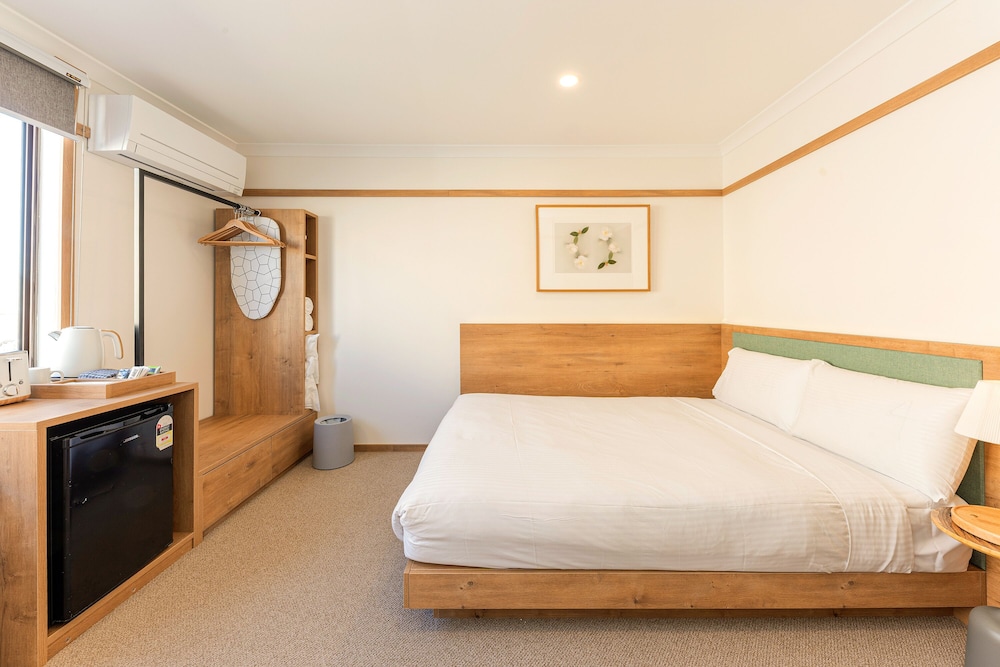 Blue Ocean Motel Apollo Bay (ex. Iluka Motel & Restaurant) 3/30