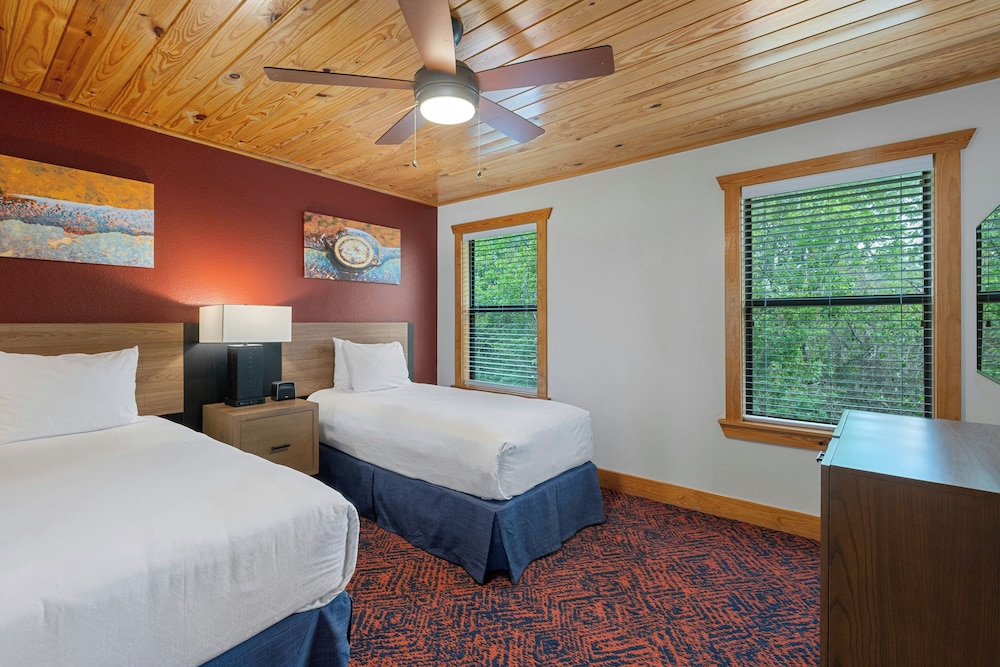 3 Bedrooms, Town House, King and Queen and Twin Beds, Kitchen, Worldmark New Braunfels 2/8