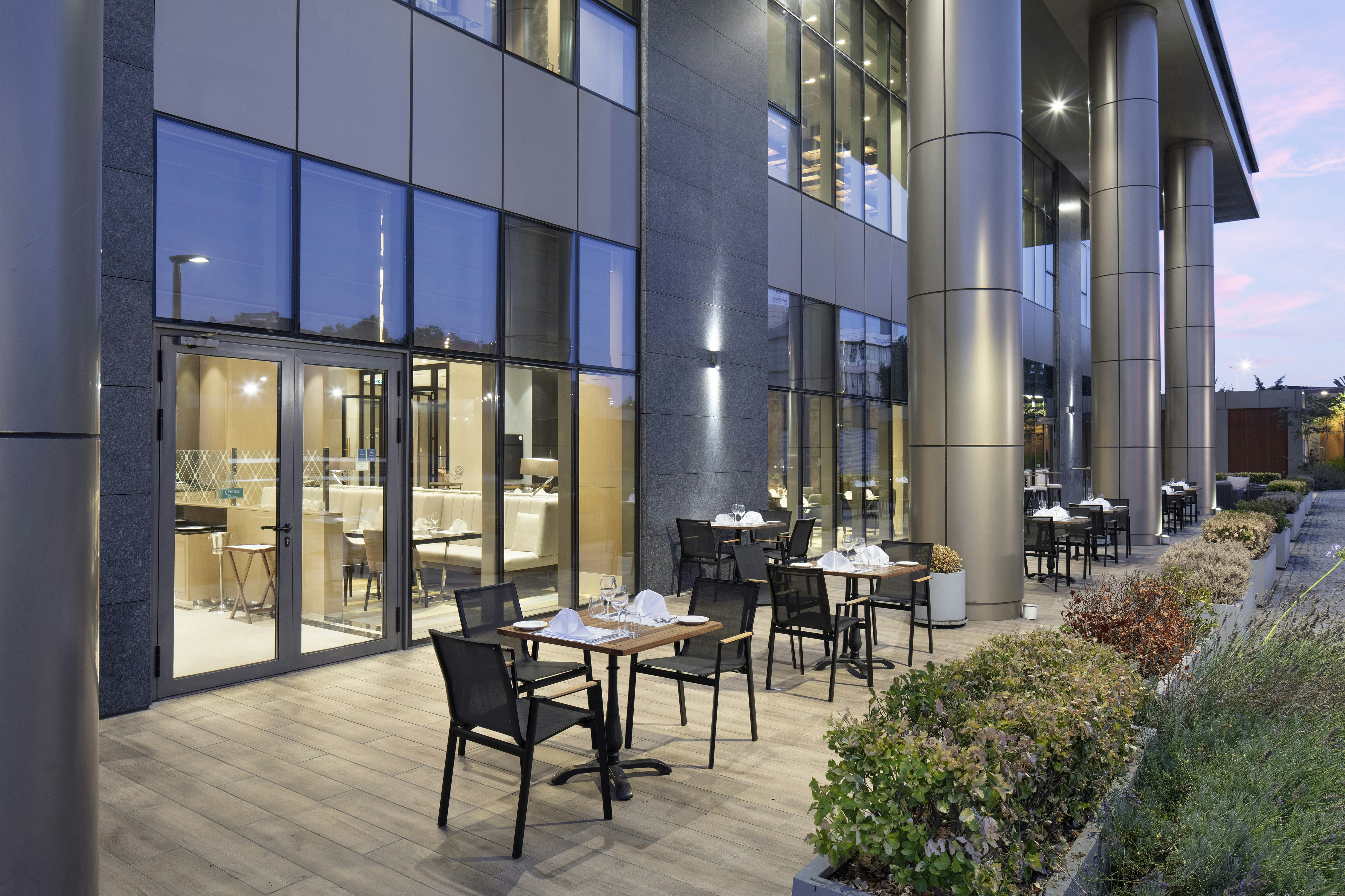 Hilton Istanbul Bakirkoy 18/44