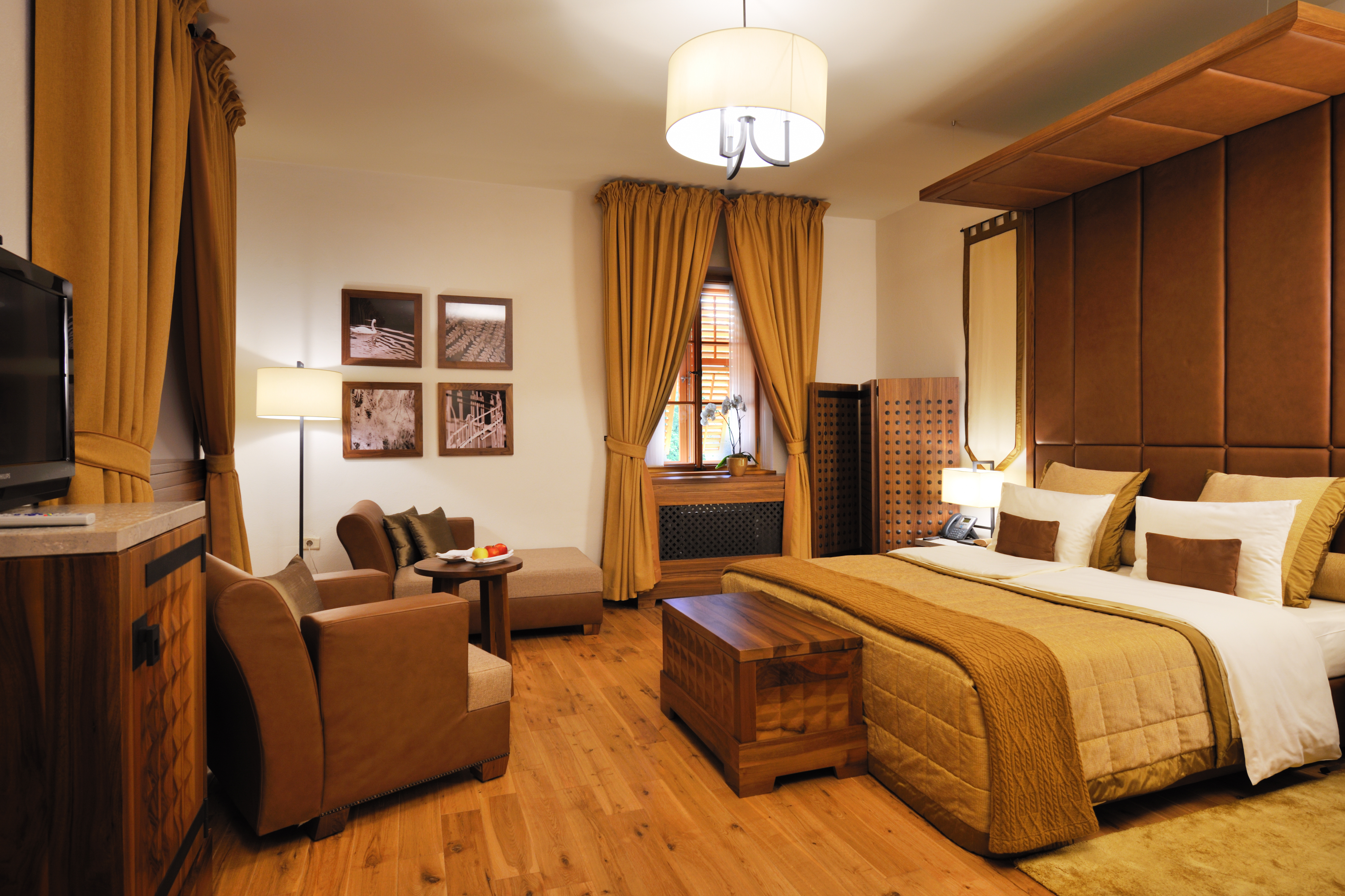 Room, Single, Double Bed