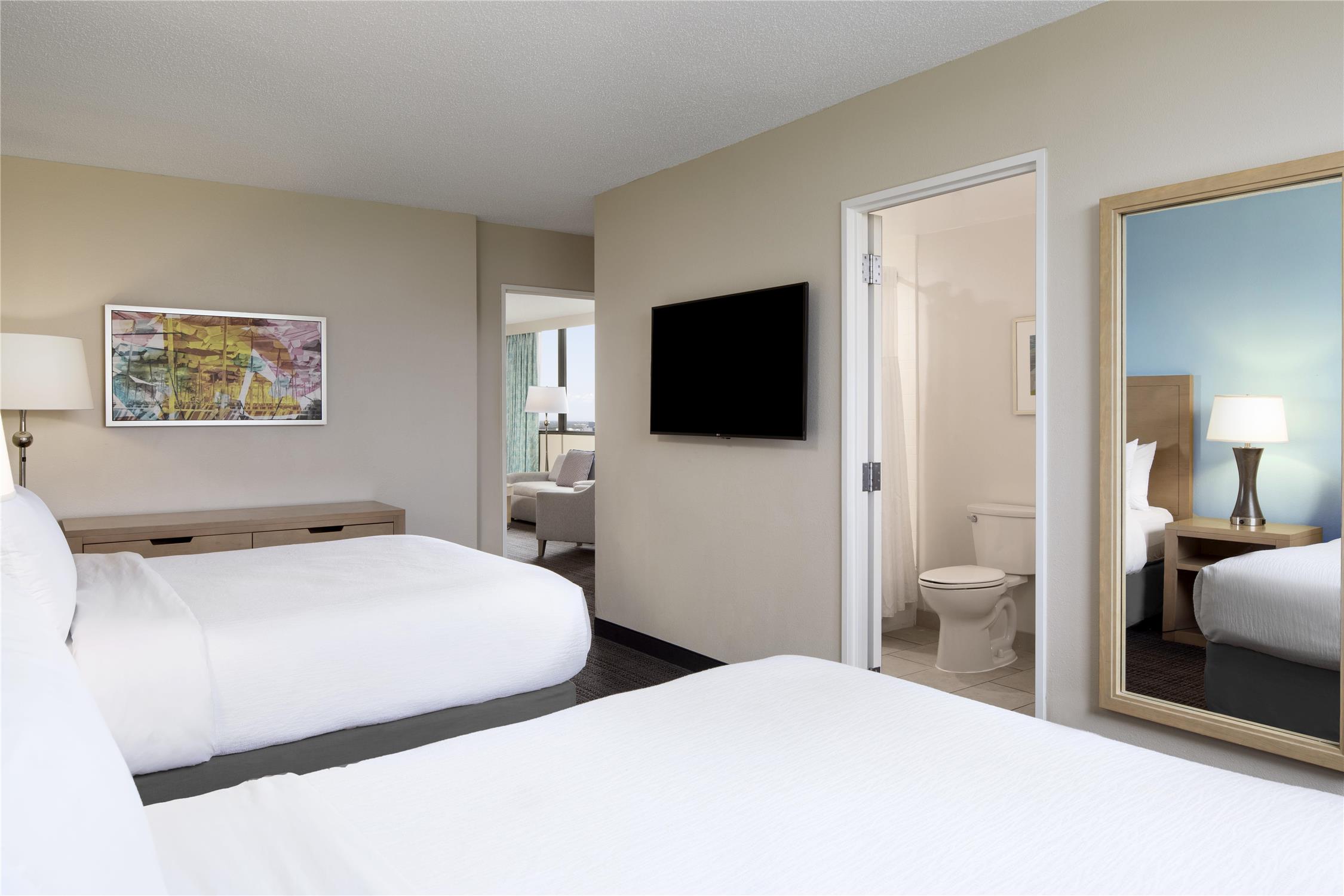 2 Bedrooms, Suite