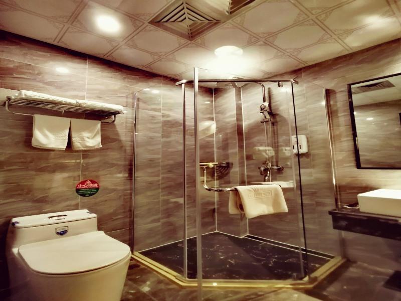 GreenTree Alliance Changzhou Jintan District Dongmen Street Hotel 42/42