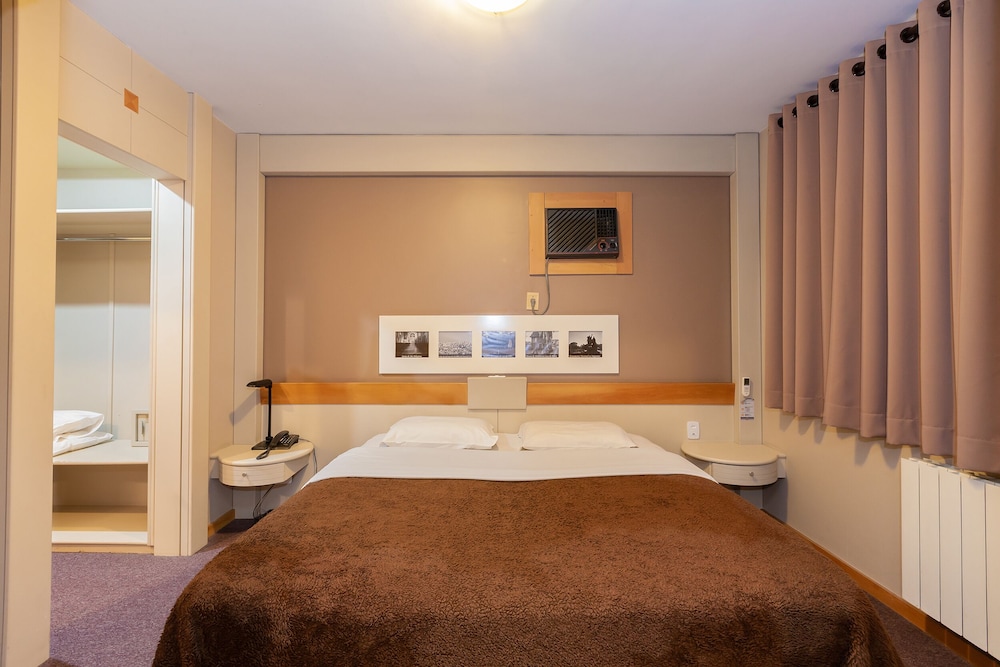Tri Hotel & Flat Caxias 52/70