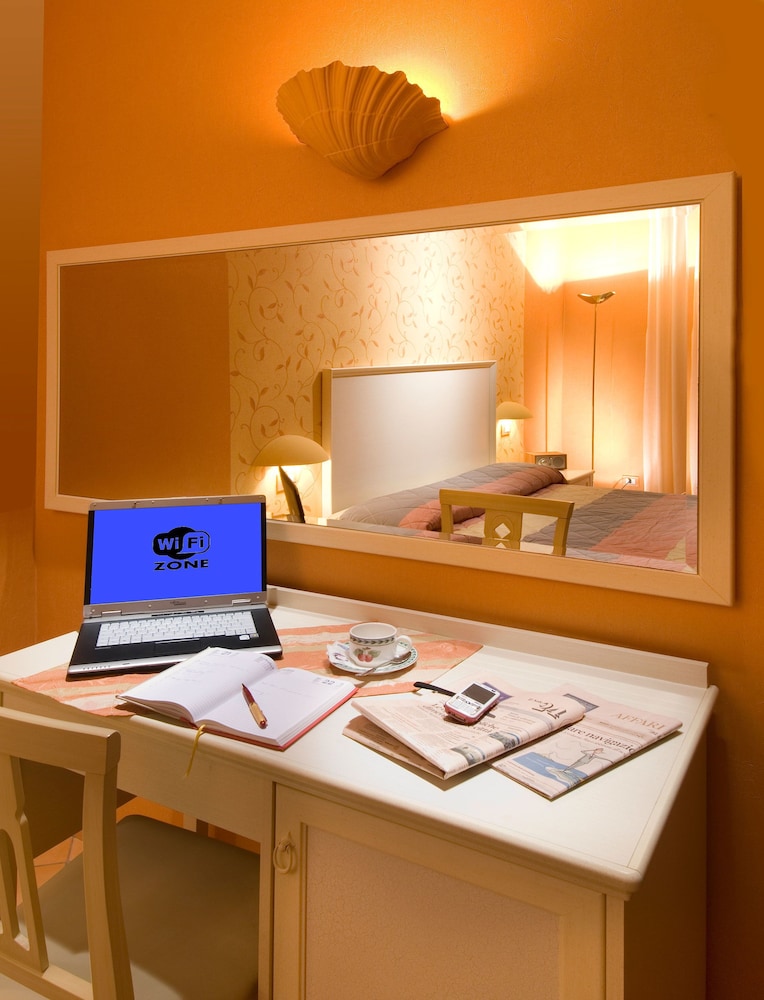 Hotel St. Moritz 39/46