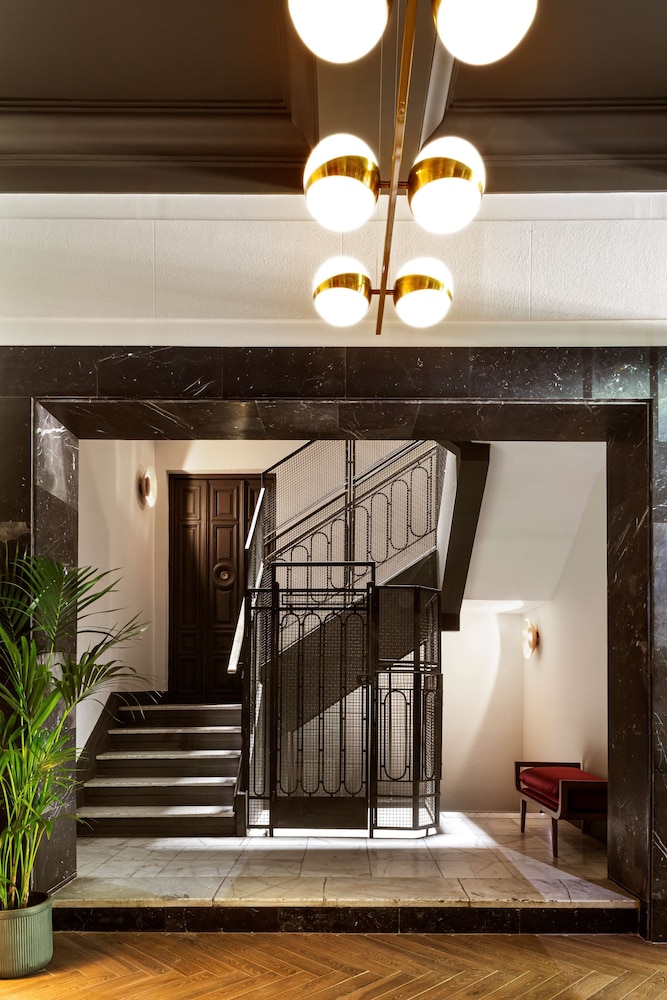 RADISSON BLU MADRID PRADO 39/74