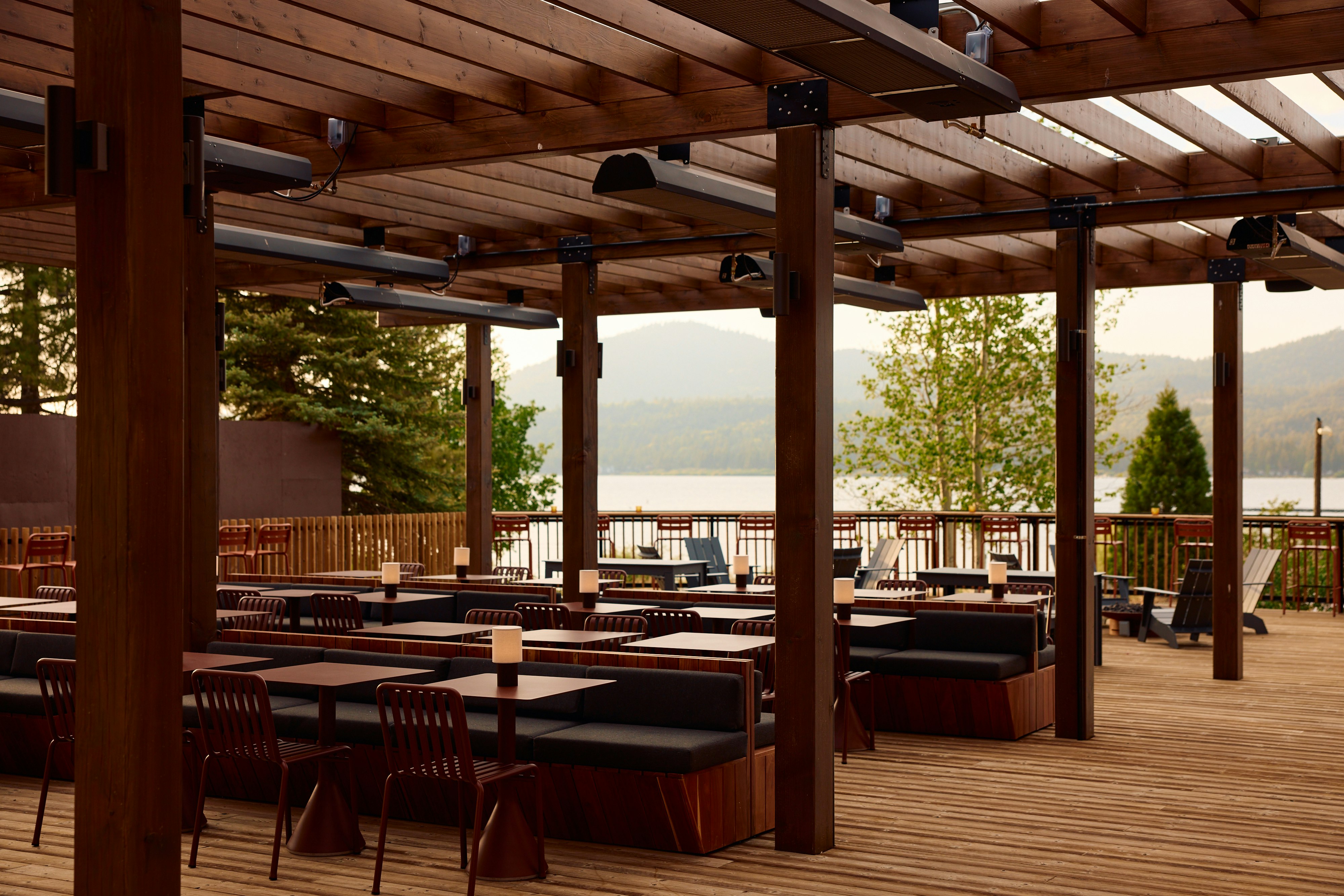 Marina Resort 40/44