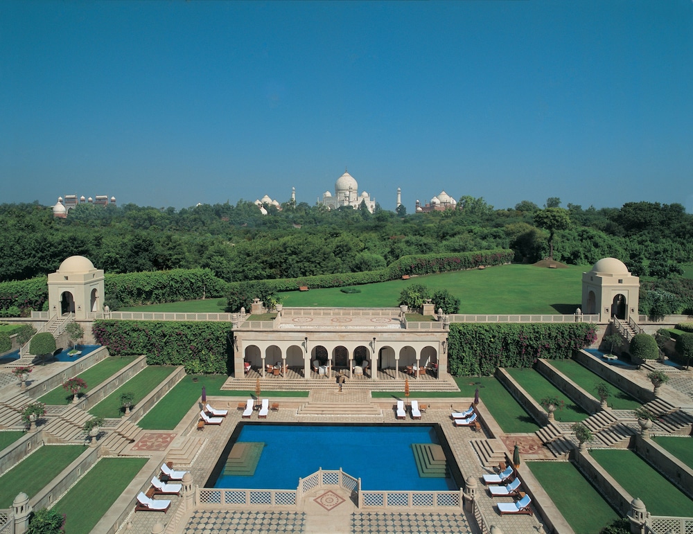 Oberoi Amarvilas 56/73
