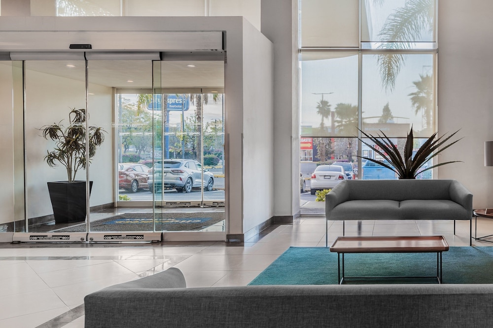 City Express by Marriott Queretaro Jurica 53/71