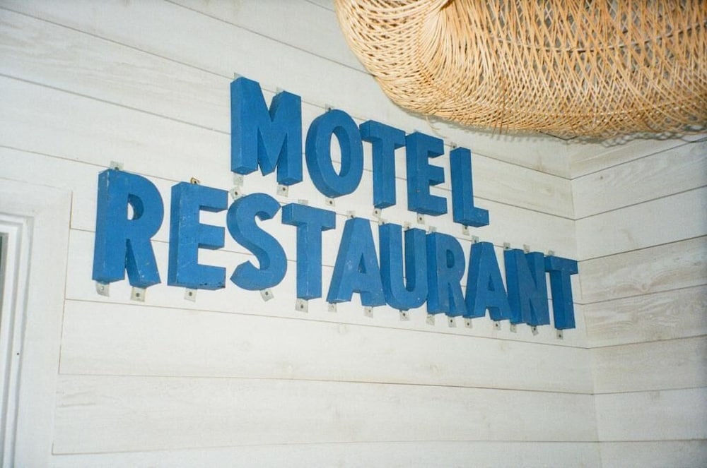 The Surfside Hotel 7/49
