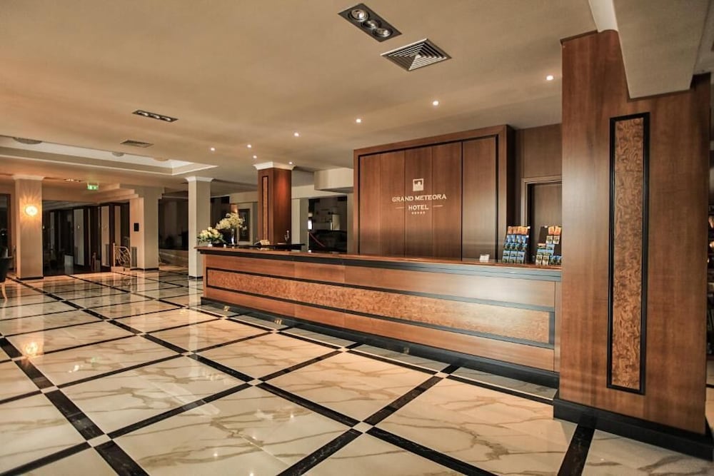 Grand Meteora Hotel 8/60