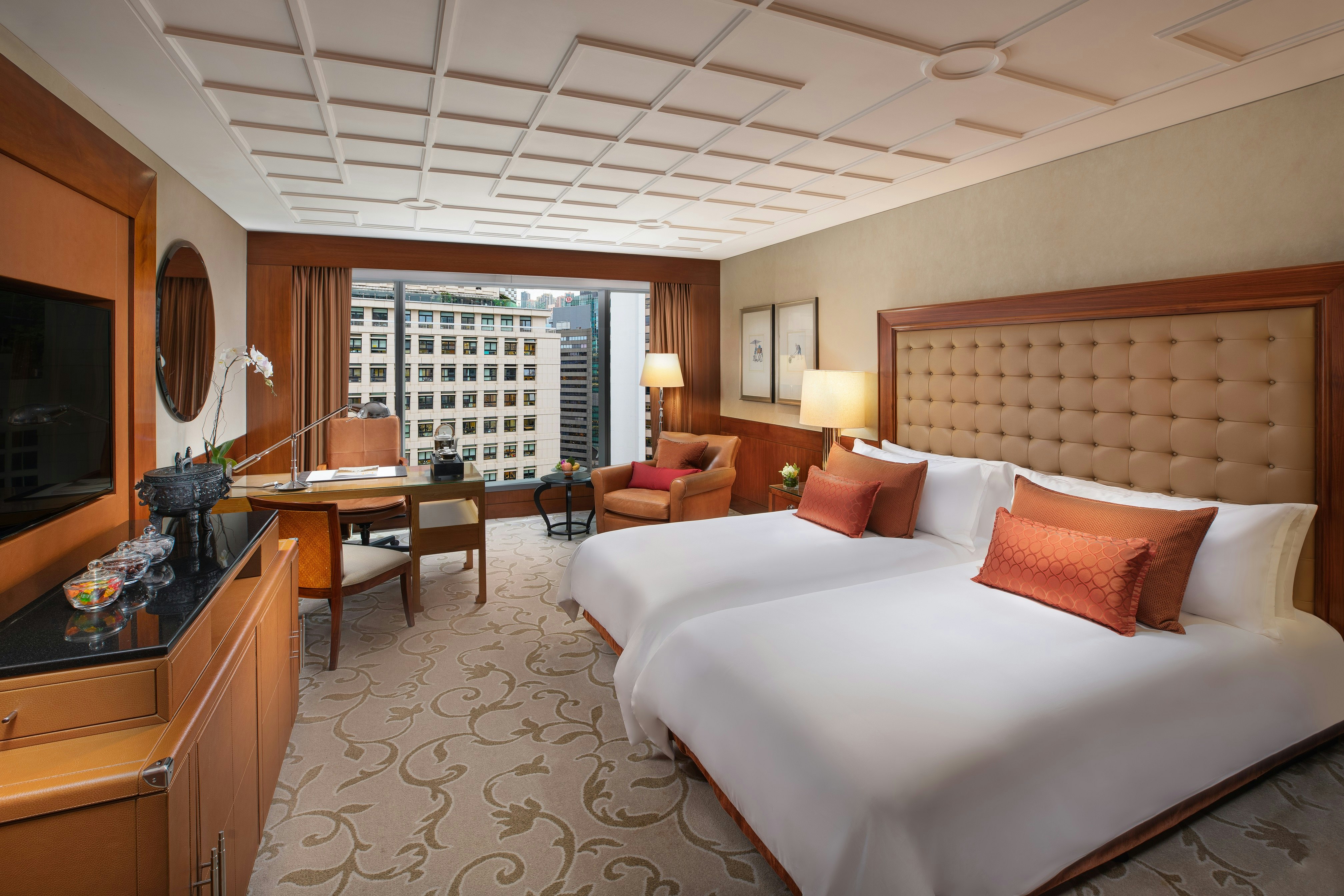 Mandarin Oriental Hong Kong 19/81