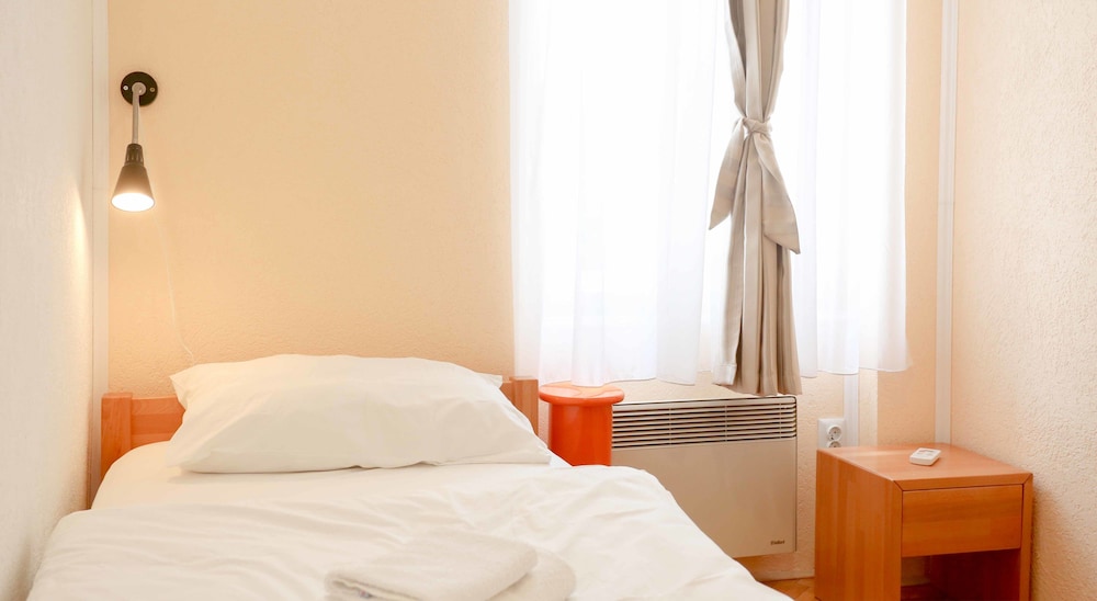 ROOM, SINGLE, CITY VIEW, SHARED BATHROOM