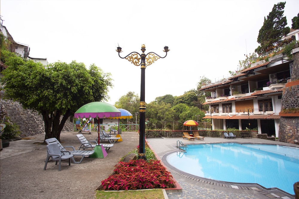 Royal Tretes View Hotel Convention 1/58