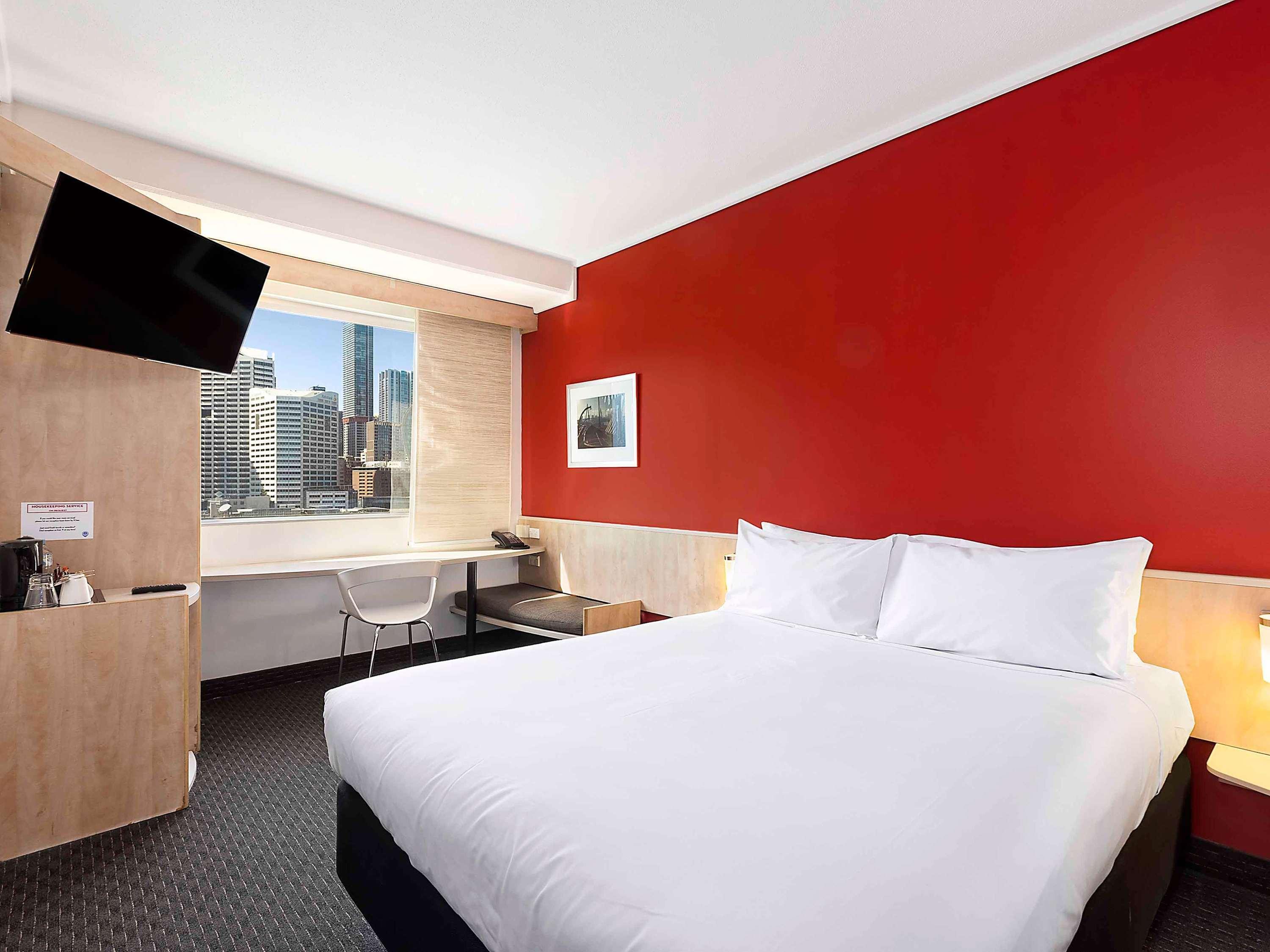 STANDARD, DOUBLE BED, DARLING HARBOUR VIEW