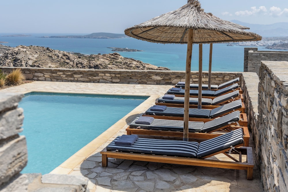 Acron Villas 46/50