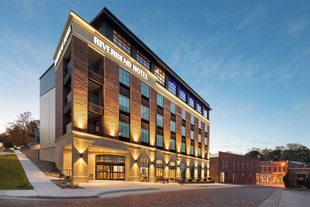 Riverbend Hotel and Suites, Trademark Collection by Wyndham 3/46