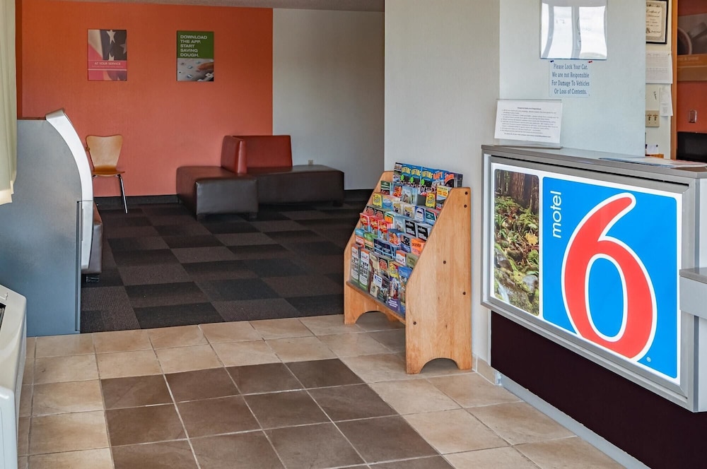 Motel6 Drums, PA 15/45