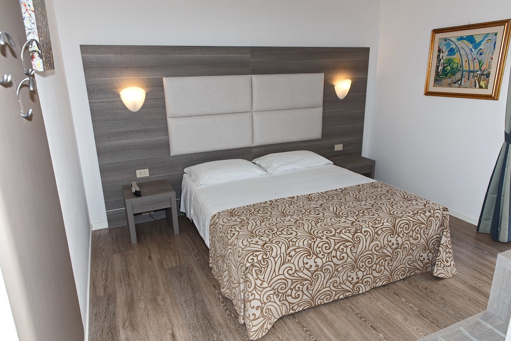 Hotel Sirenetta 15/49
