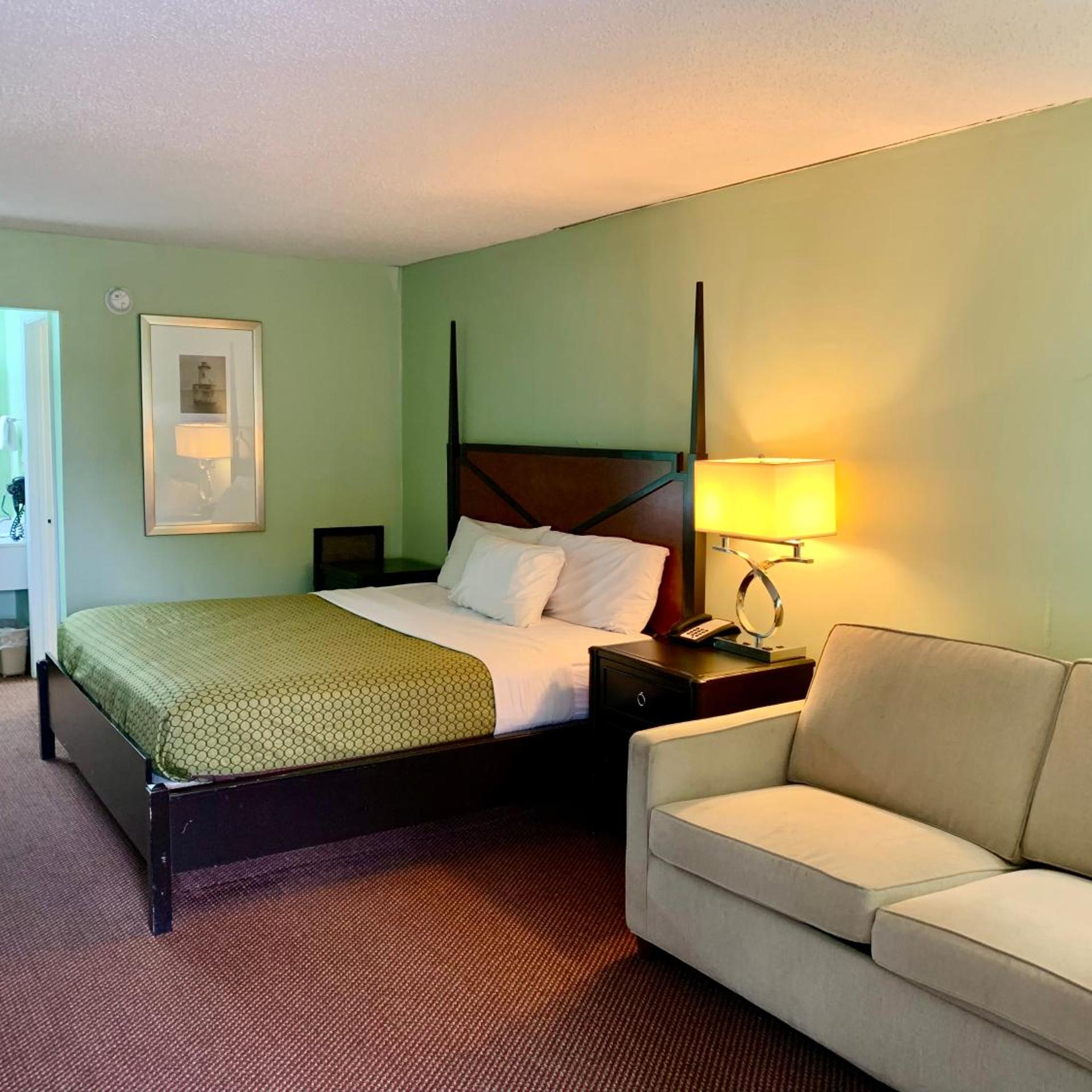 Executive Inn Chester 8/38