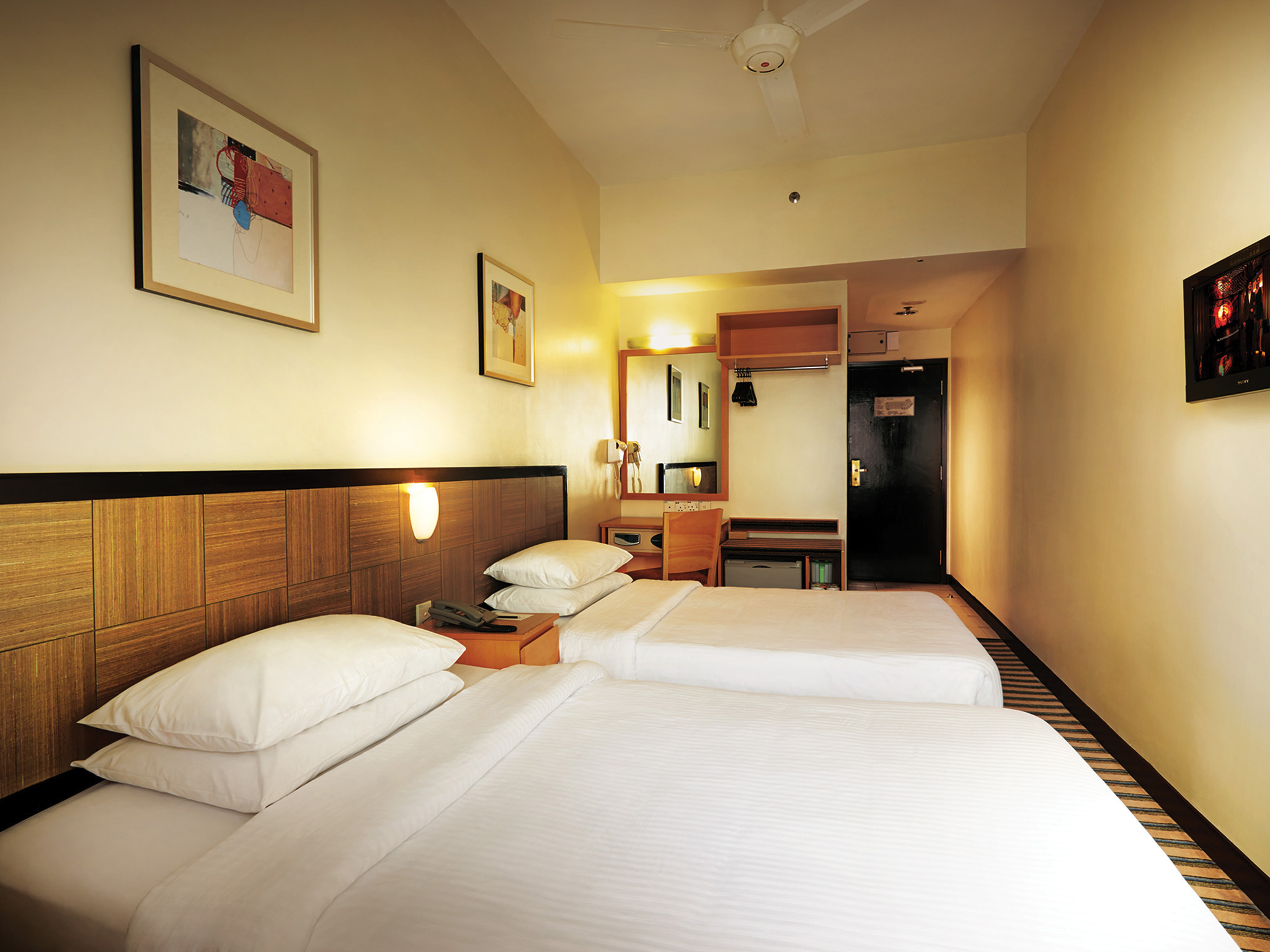 Deluxe  Room