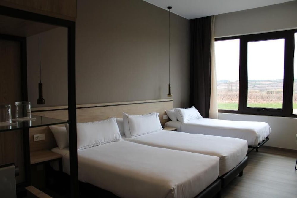 Hotel Bodega FYA 14/37