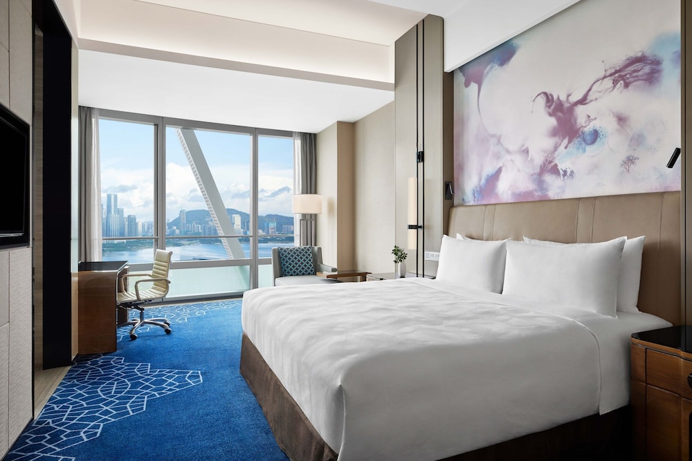 Executive, King Bed, Bay View
