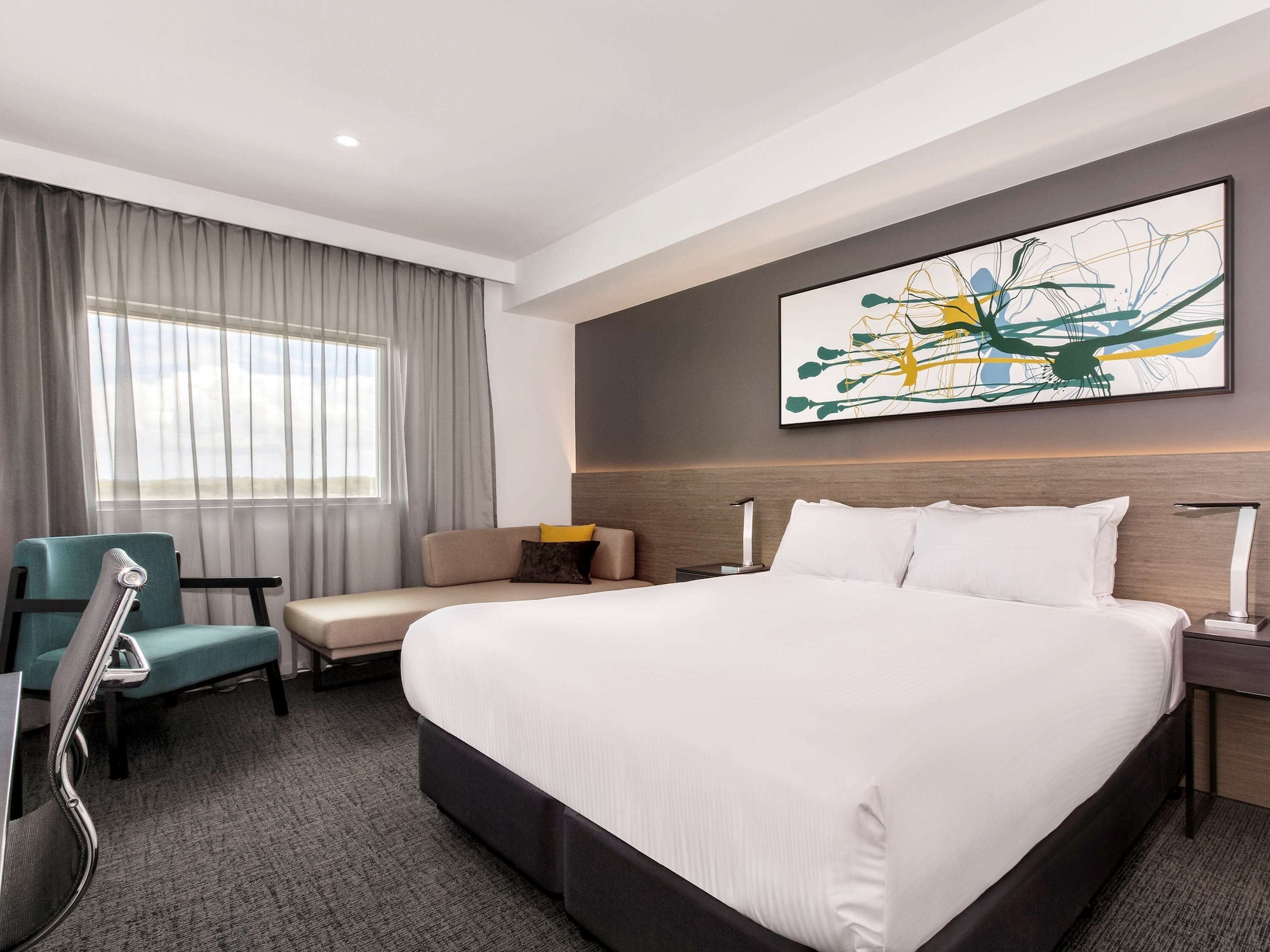 STANDARD, KING BED