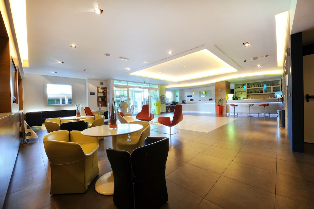 Bes Hotel Bergamo West 51/65