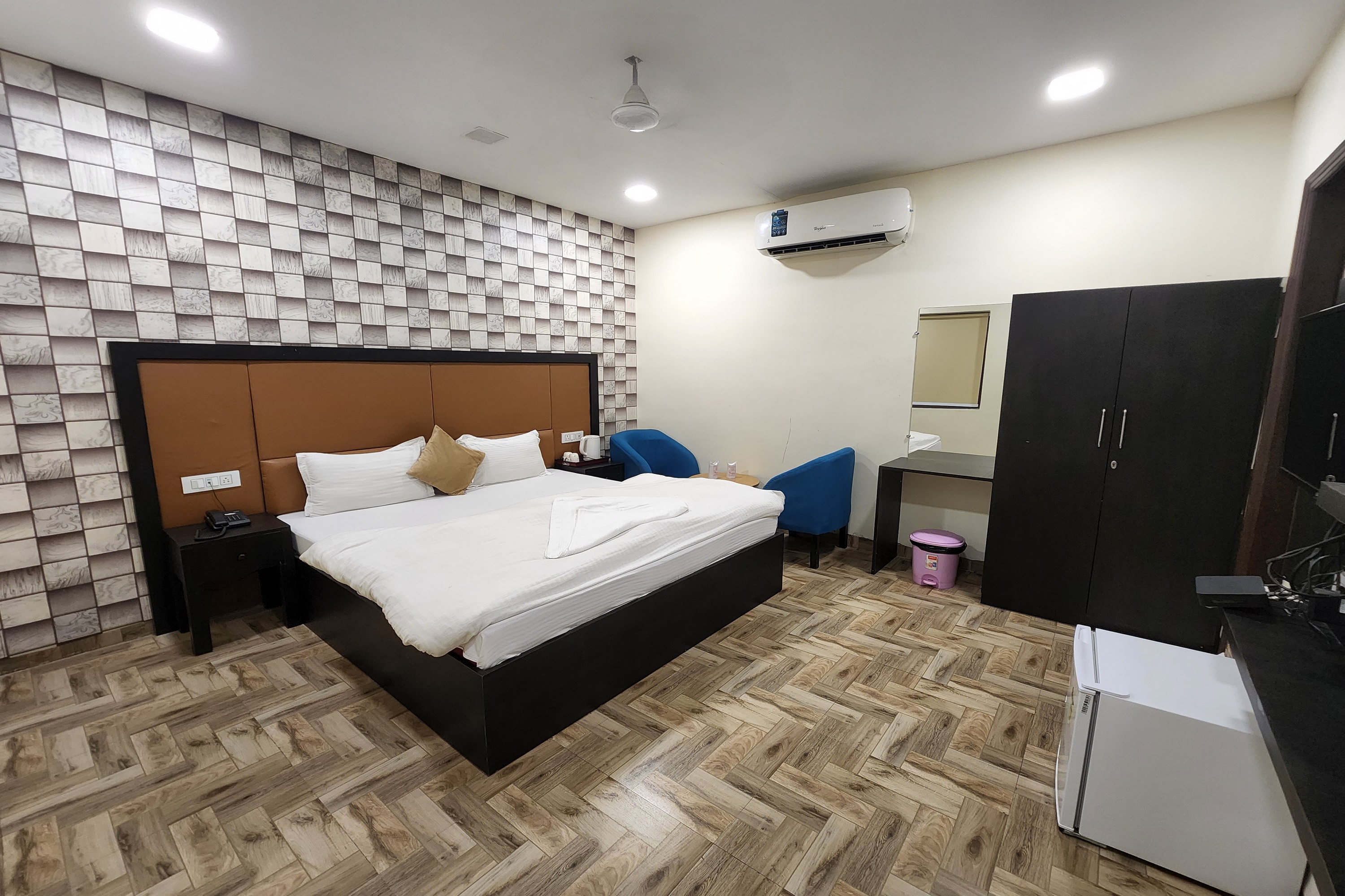 Hotel Mandakini Royale 18/41