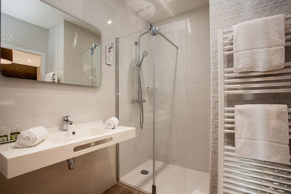 Hotel La Hoirie 46/49