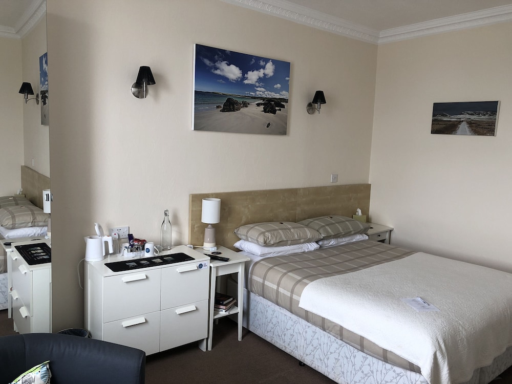 The Bowmore House Bed and Breakfast 6/36