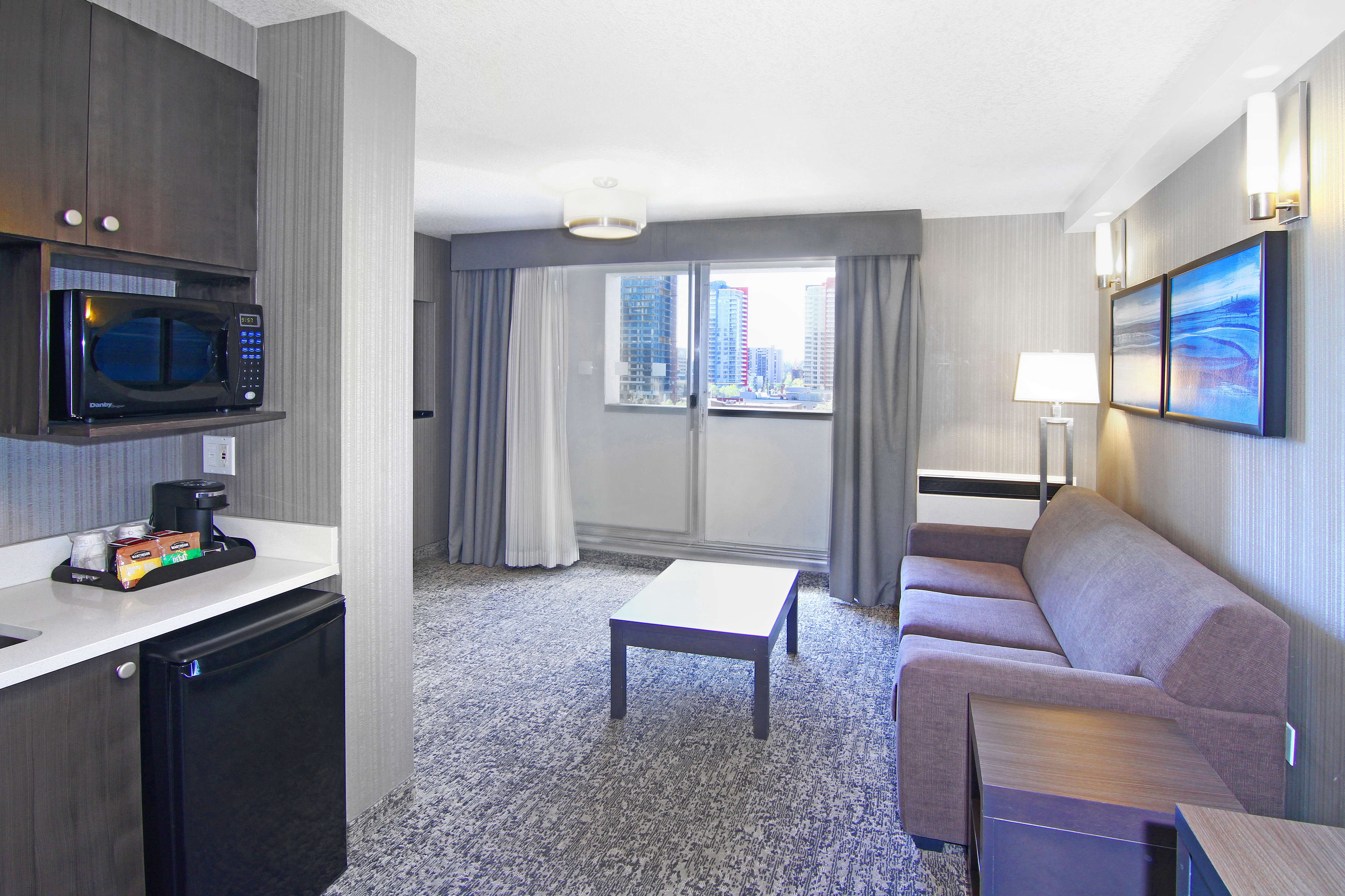 Holiday Inn Express Hotel & Suites Calgary 51/71