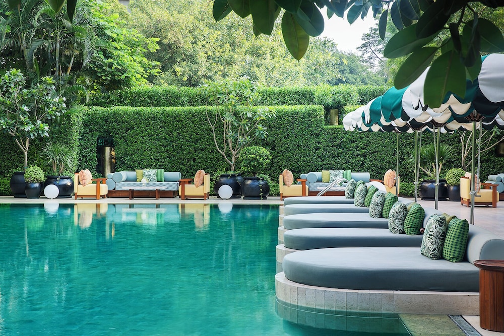 Shangri La Eros New Delhi Hotel 71/72