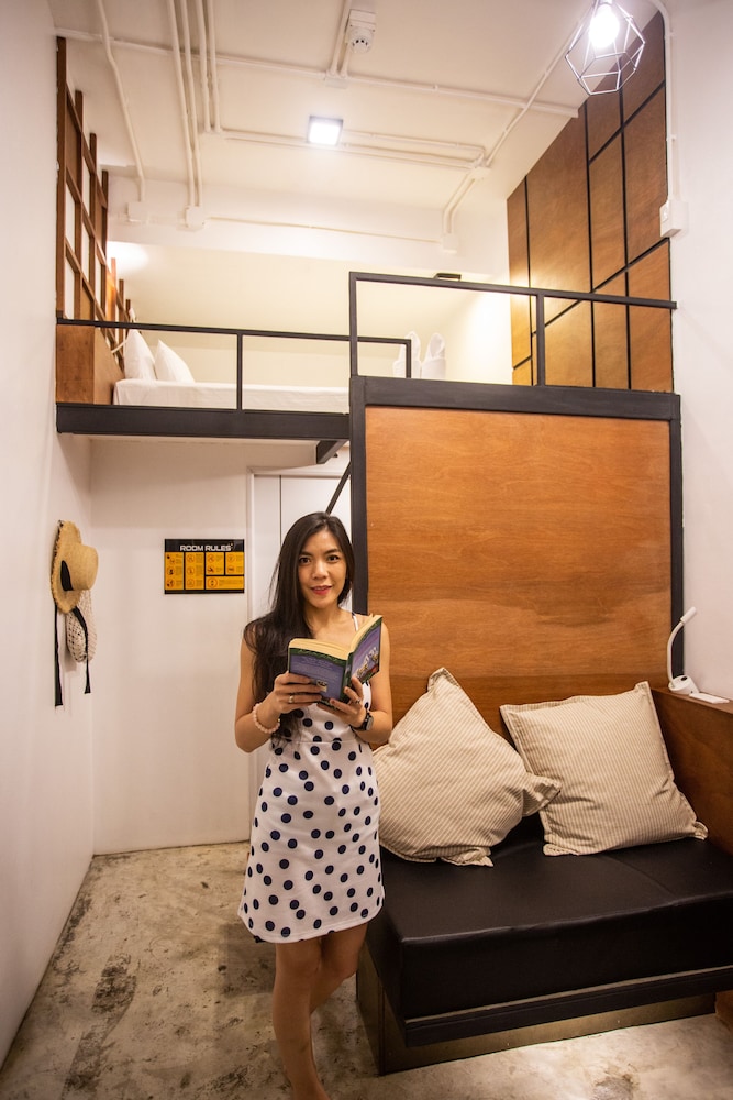 Book A Bed Poshtel - Hostel 13/80
