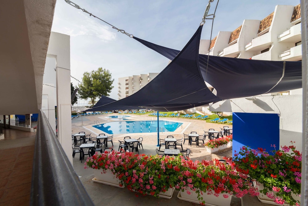 Apartamentos Eurhostal 3000 30/32