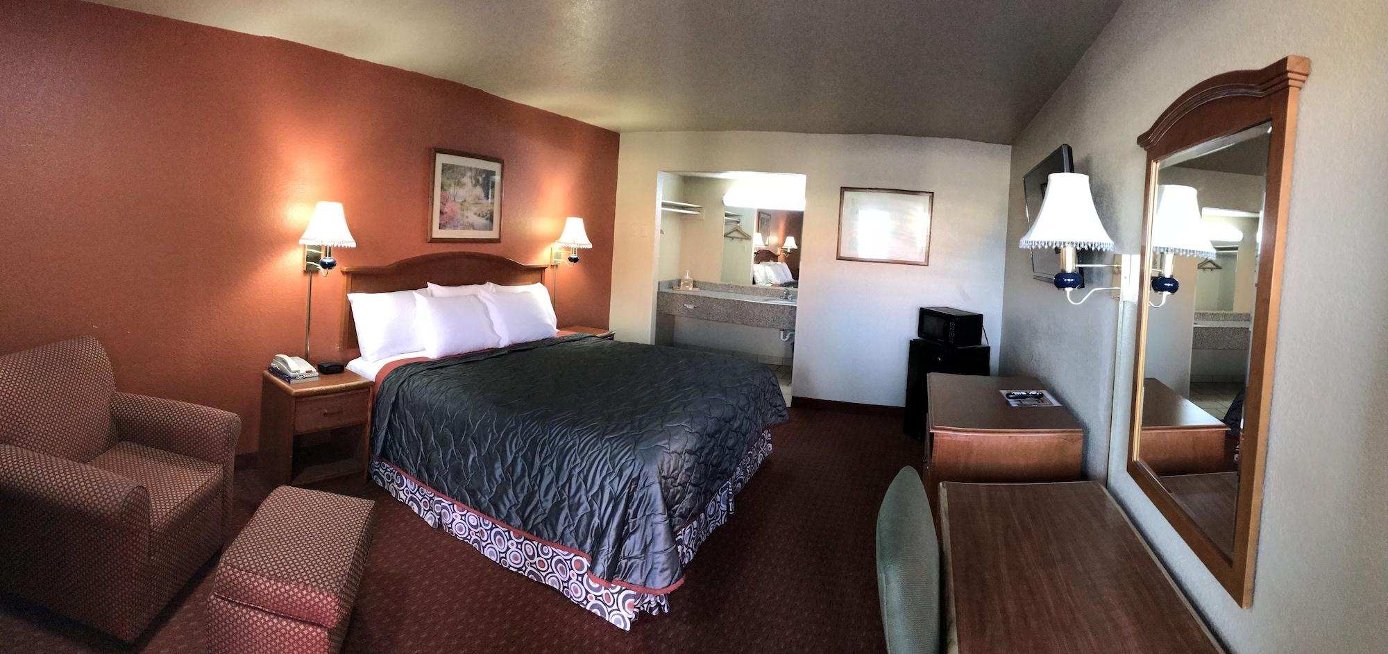 Best Budget Inn Abilene 15/23
