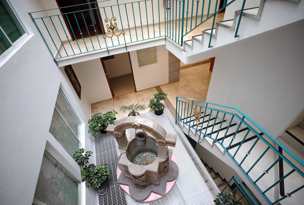 Residence L Heritage Aristoteles 140 By Bluebay Ex Suites Aristoteles 140 44/57