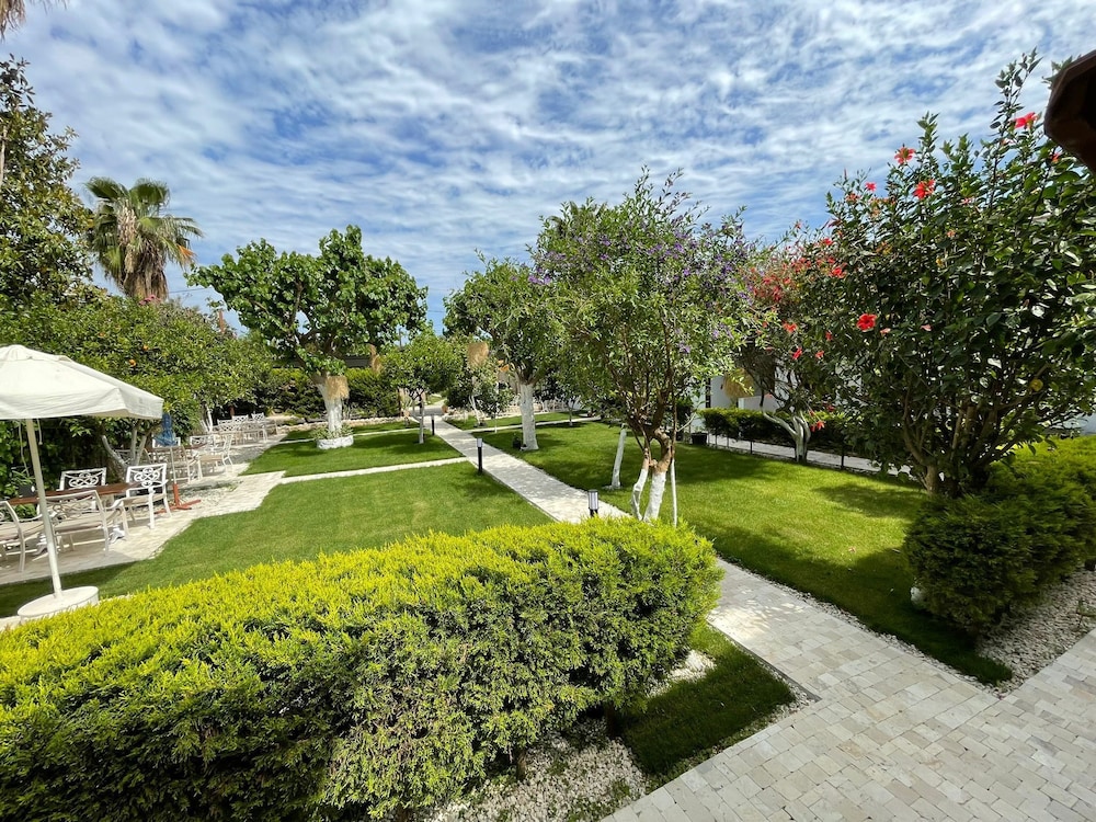 Alican Pension 13/27